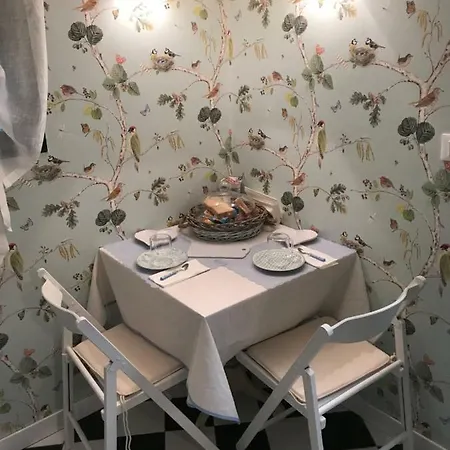 Maison d'hôtes Via Del Pratello 61 *