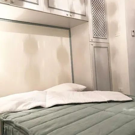 Via Del Pratello 61 Guest house *